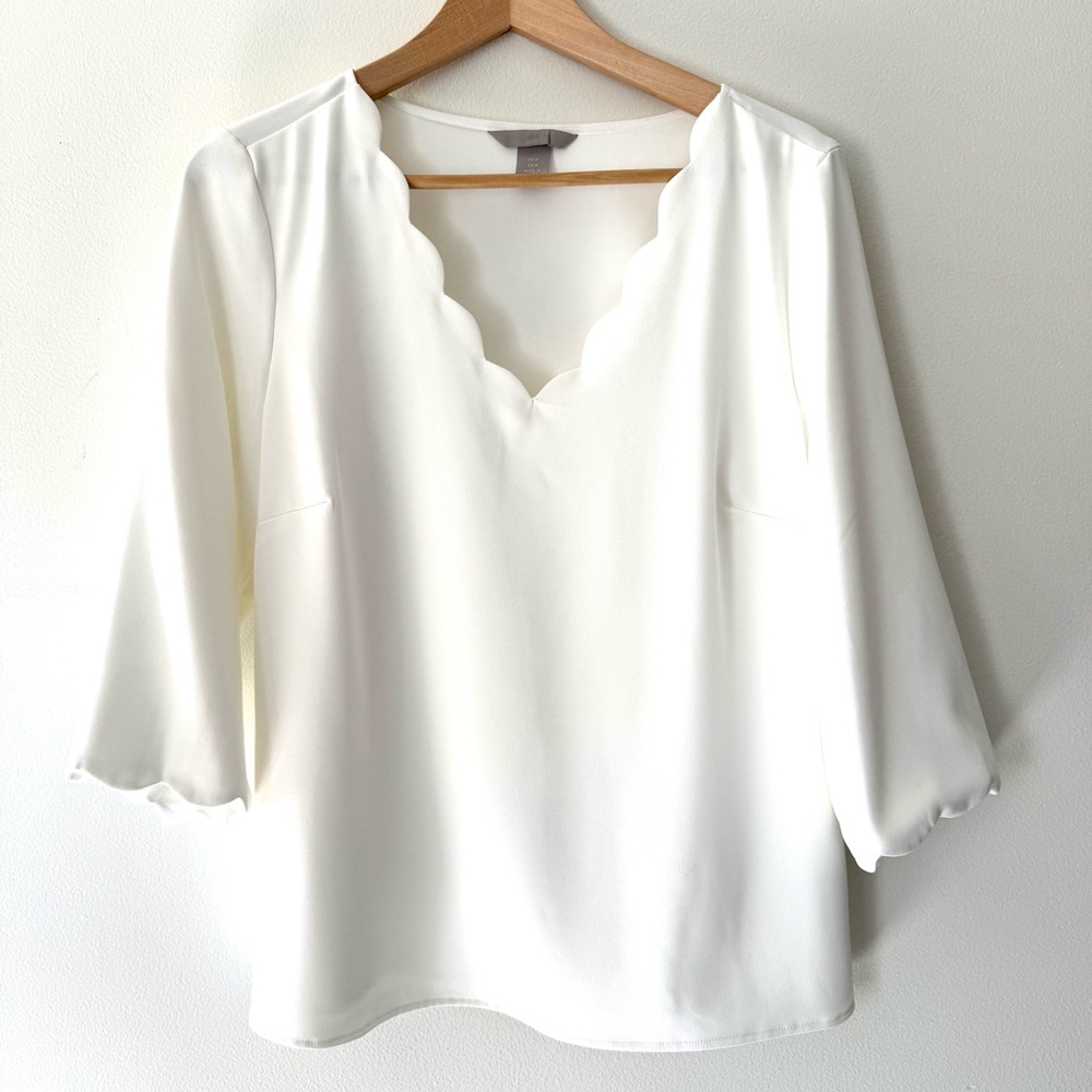 H&M Ivory 3/4-length Sleeves Scalloped Blouse Feminine Minimalism Lightweight